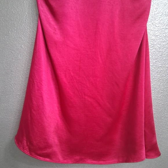 Elliatt Zinnia Fuschia Mini Halter Dress    Size L - Picture 11 of 13